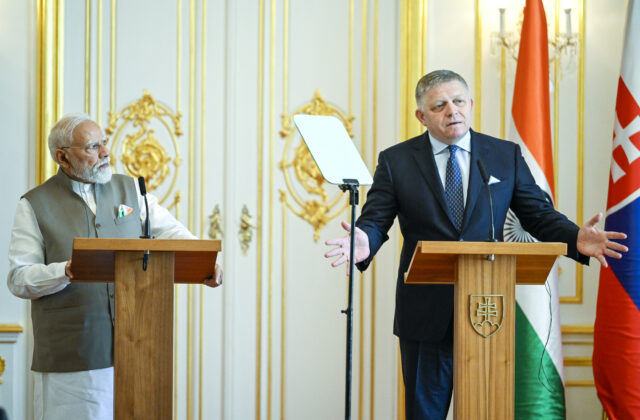Fico sa stretol s indickým premiérom Nárendrom Módím, diskutovali o novom smere spolupráce – VIDEO, FOTO