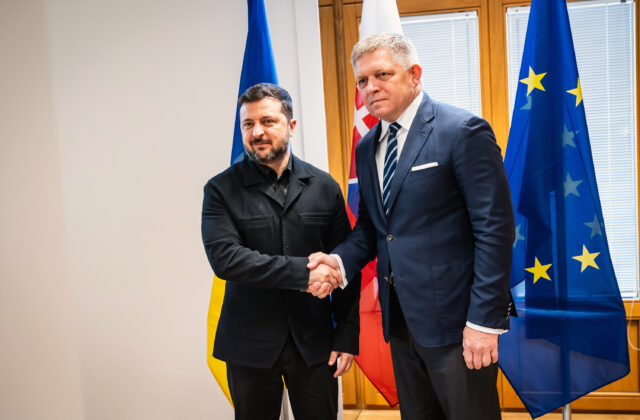 Fico sa teší z dobrej kvality dialógu so Zelenským, aj keď na mnohé veci majú rozdielne názory – VIDEO