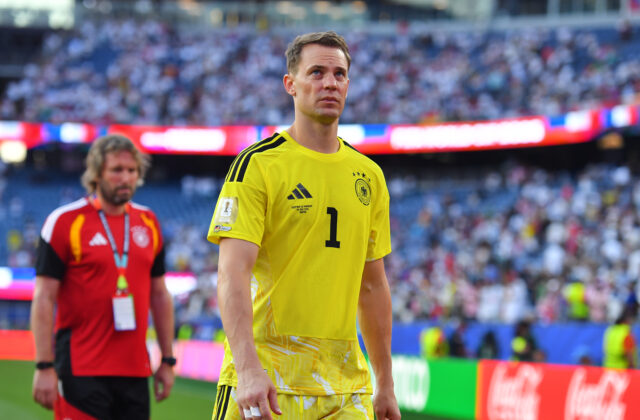 Neuer bol smutný po zápase s Paraguajom, ale jeho manželka ukázal tehotenské bruško