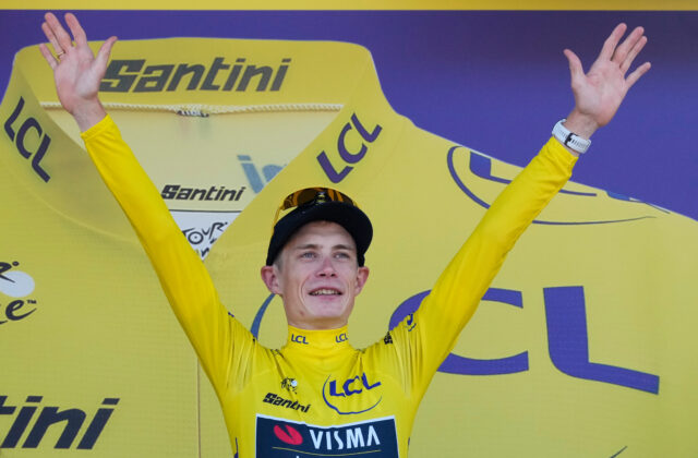 Vingegaard je po prvej etape lídrom hodnotenia Tour de France, stajňa Visma-Lease a Bike ovládla tímovú časovku