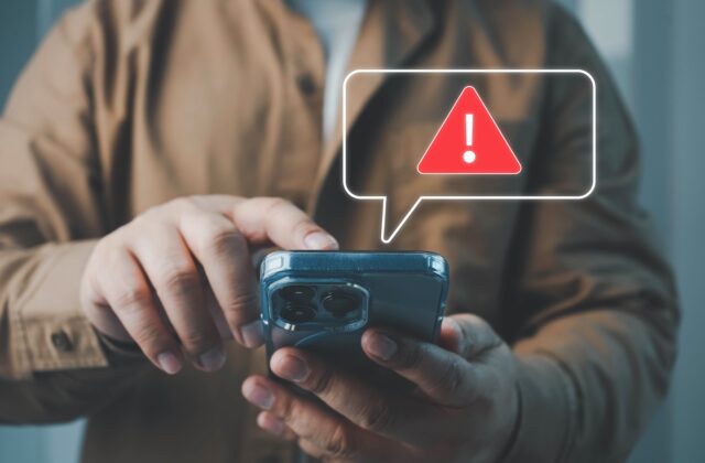 Pozor na podvodné SMS správy, na link v žiadnom prípade neklikajte