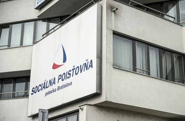 Od augusta čaká živnostníkov veľká zmena. Prerušenie činnosti už nebudú hlásiť Sociálnej poisťovni