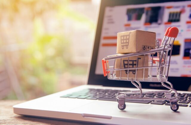 AliExpress a 40 zbojníkov? Brusel uložil čínskemu obchodu 550-miliónovú pokutu za predaj nelegálneho a falšovaného tovaru