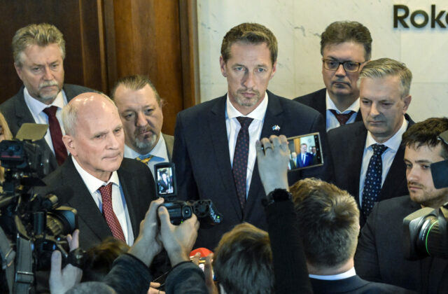 KDH žiada odmietnutie žiadostí o zápis manželstiev osôb rovnakého pohlavia, odvoláva sa na ústavu