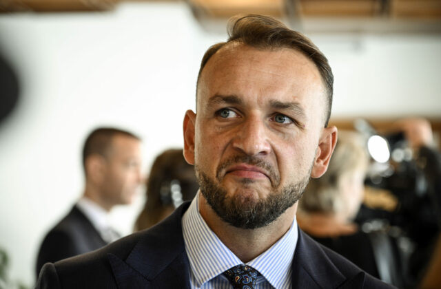 Únia sa pri nelegálnej migrácii nepoučila, reagoval na situáciu v španielskej Ceute Šutaj Eštok