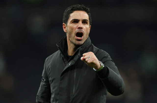 Arteta po emotívnej oslave gólu Lewisa-Skellyho nevylúčil odchod mladíka z Arsenalu
