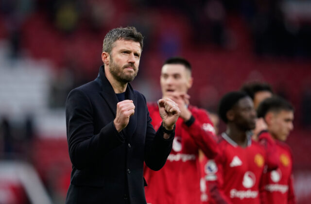 Tréner Carrick žiada vedenie Manchestru United, aby zvýšilo investície a tým aj šancu na titul