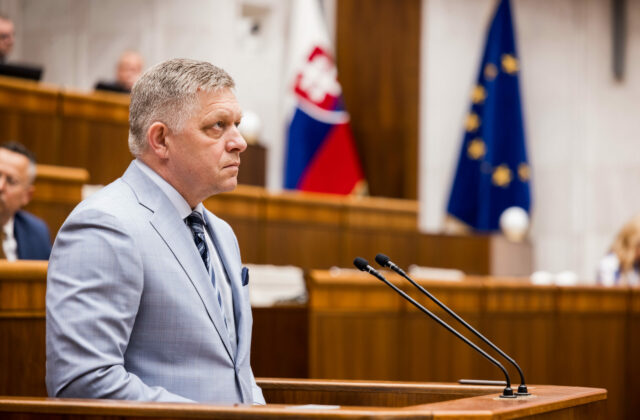 Vyšetrovanie MOM-iek pokračuje. Fico chce vedieť, kde skončili peniaze – VIDEO