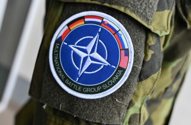 Slovenskí vojaci prispejú k ochrane vzdušného priestoru východného krídla NATO, rozhodla vláda