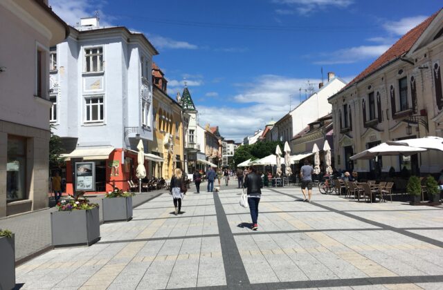 V Piešťanoch sa o post primátora uchádza sedem kandidátov, nie je medzi nimi žiadna žena