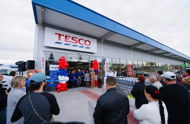 Tesco je opäť bližšie k zákazníkom Nitry a okolia: Nový supermarket v Dolných Krškanoch rozšíri sieť na 188 obchodov