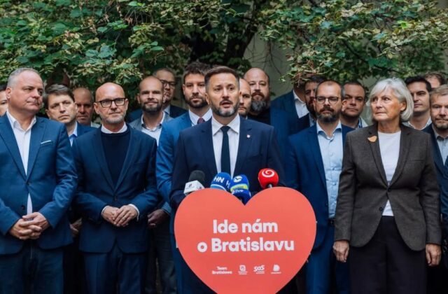 Chce Smer získať Bratislavu cez nastrčeného kandidáta? Vallo a Droba v tom majú jasno
